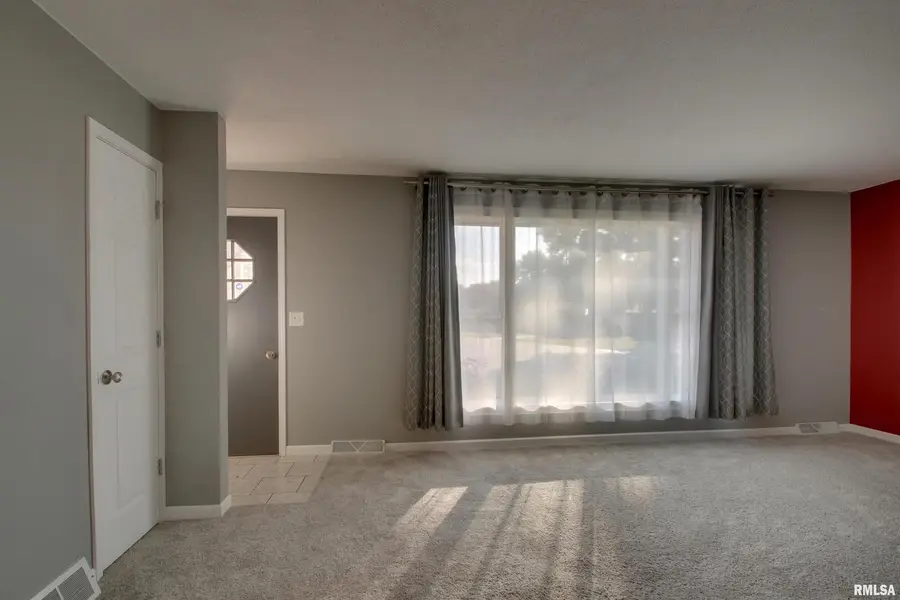 1205 Daniel Court, Quincy, IL 62305 - Image #2