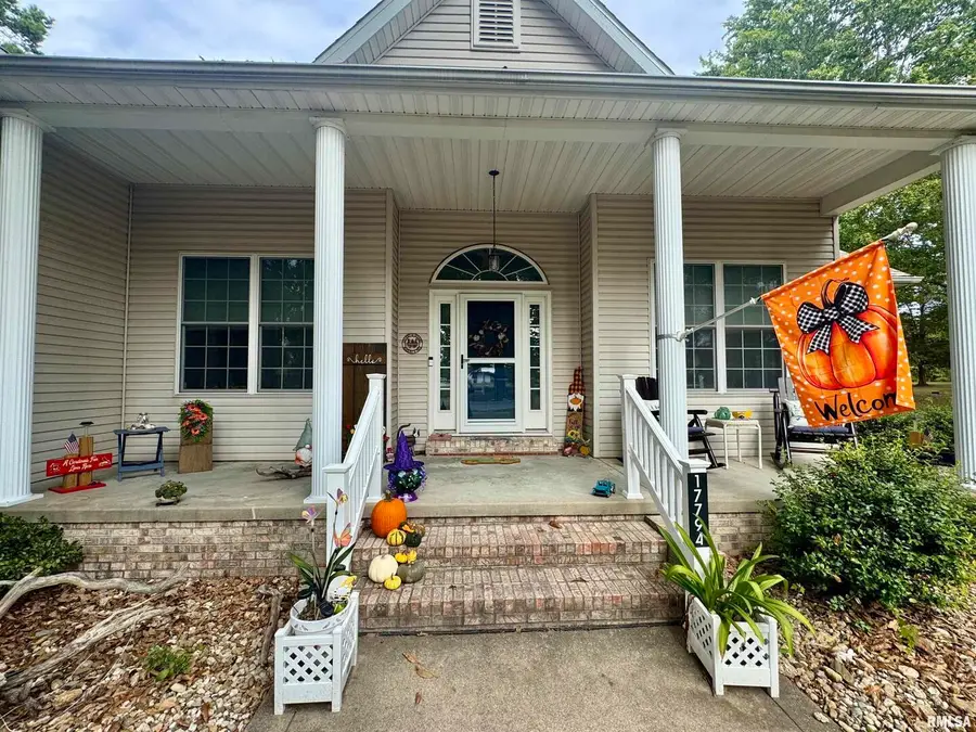 17794 E Fairfield Rd Road, Mount Vernon, IL 62864 - #2