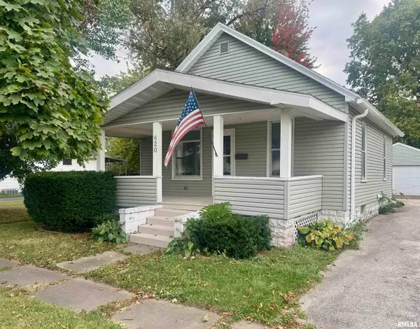620 N D St Street, Monmouth, IL 61462