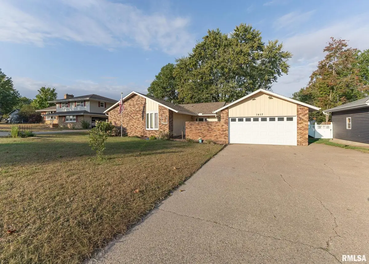 1417 2nd Avenue, Camanche, IA 52730 - Image #1