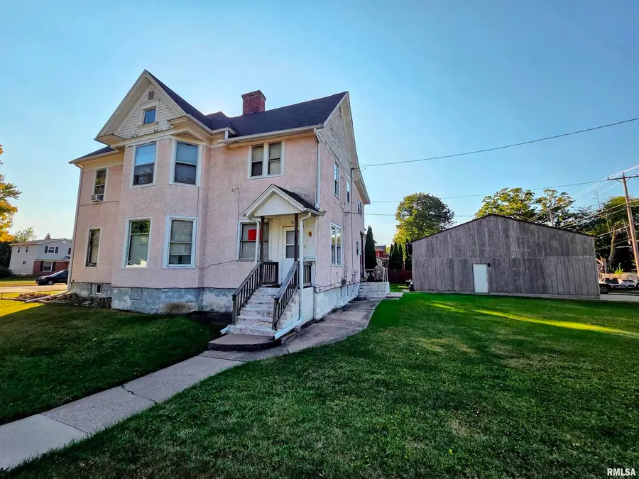 800 6th Avenue S, Clinton, IA 52732 - Image #3