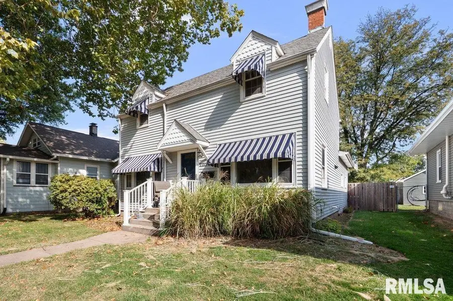 2153 14th Street, Rock Island, IL 61201 - #2
