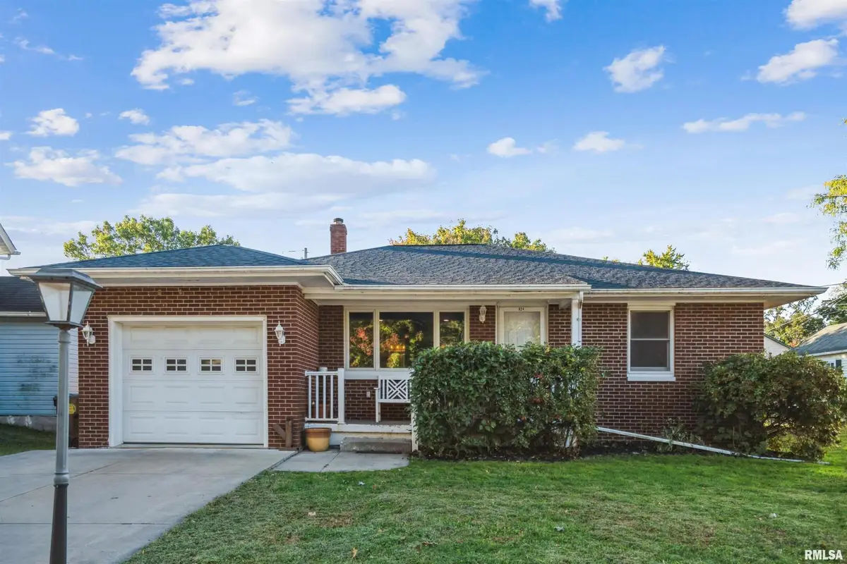 824 9th Avenue, Fulton, IL 61252 - Image #1