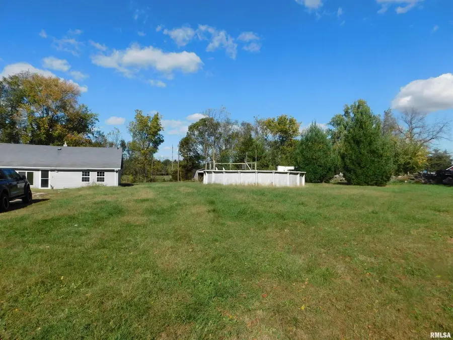 2517 State Highway 17 Highway, Viola, IL 61486 - Image #2