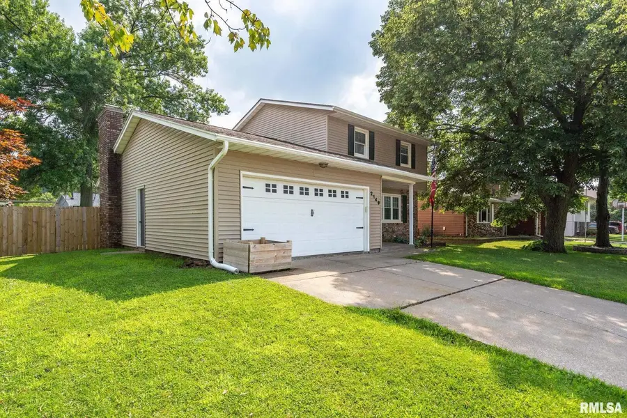 2149 W 30th Street, Davenport, IA 52804 - #2