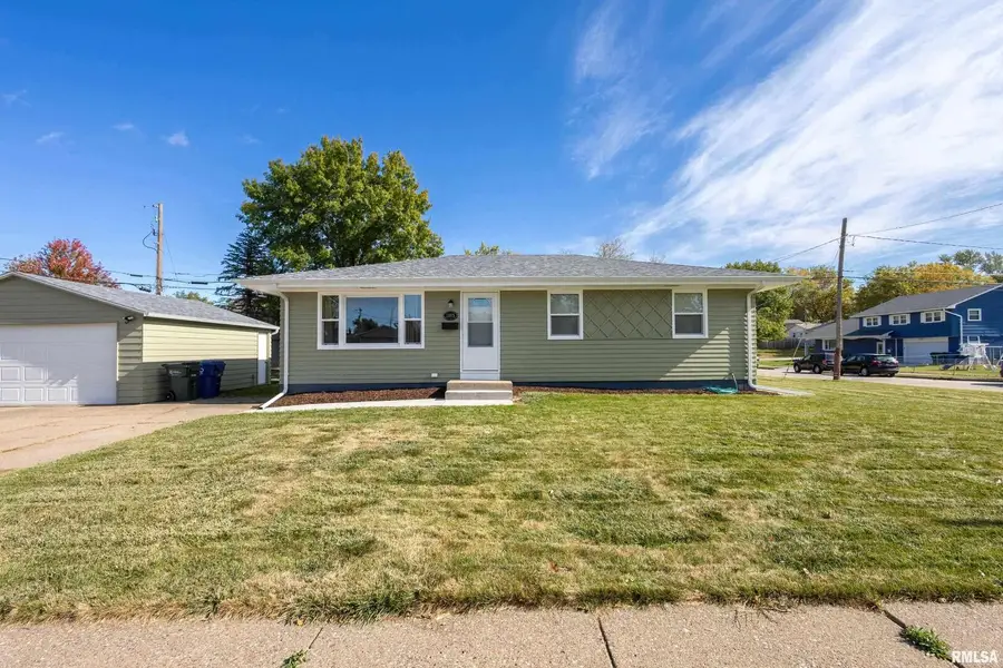 2905 N Pine Street, Davenport, IA 52804 - Image #2