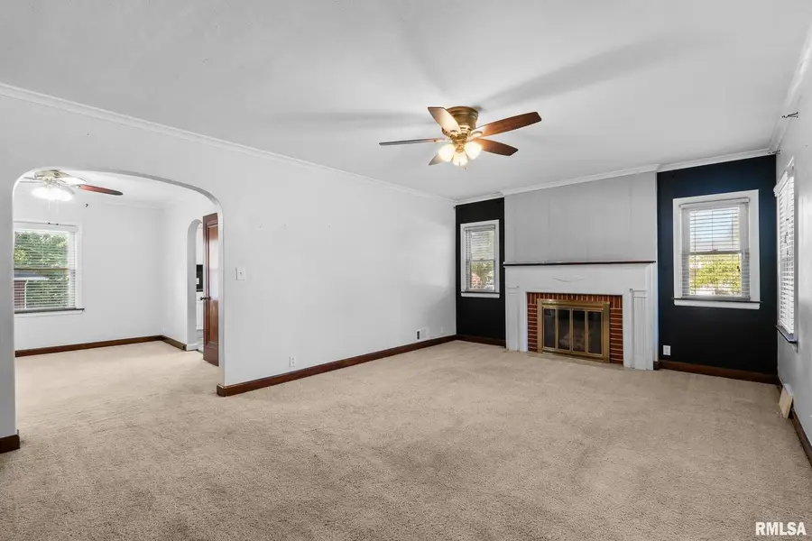 2121 10th Street, East Moline, IL 61244 - Image #3