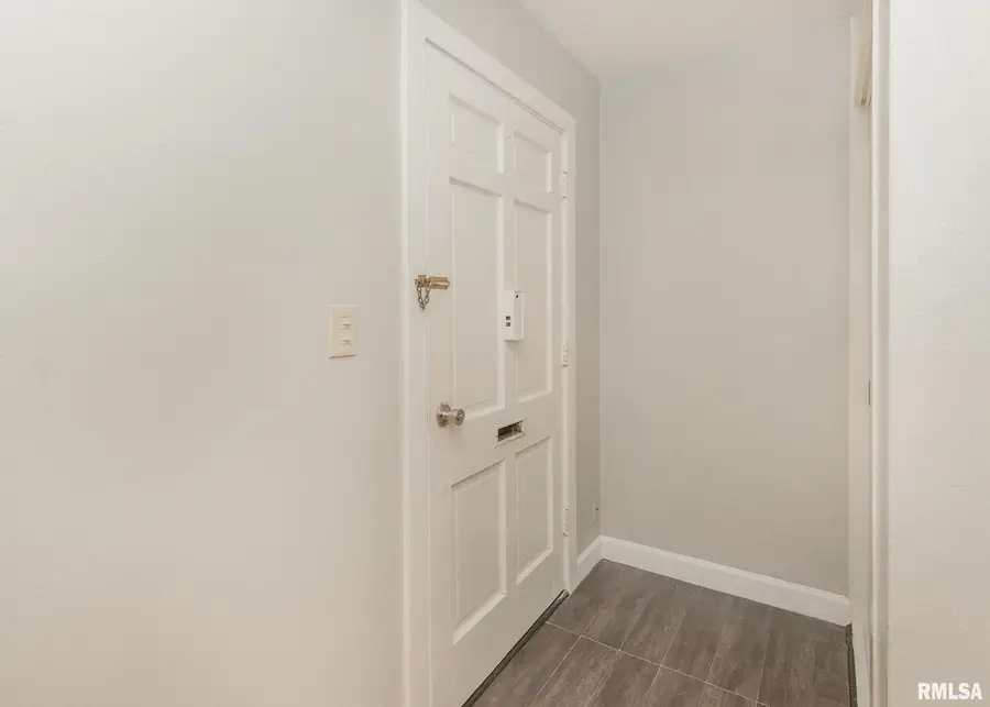 3810 11th Avenue, Moline, IL 61265 - Image #3