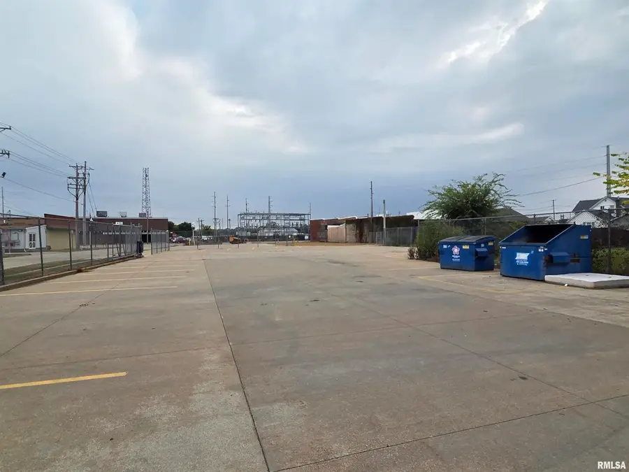 112 N 2nd Street, Clinton, IA 52732 - Image #3