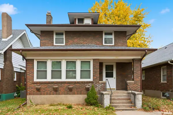 742 7th Avenue S, Clinton, IA 52732