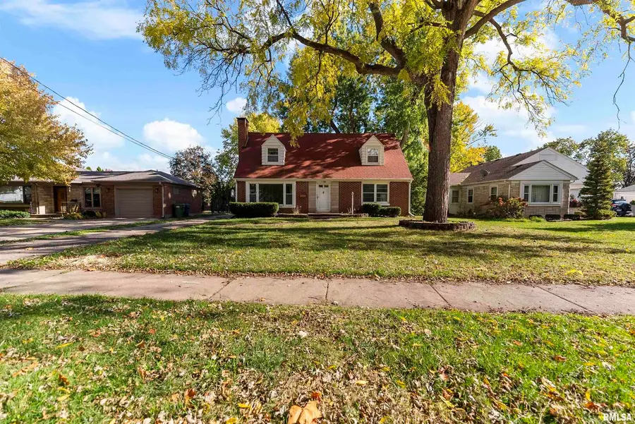 1115 N 4th Street, Clinton, IA 52732 - Image #2