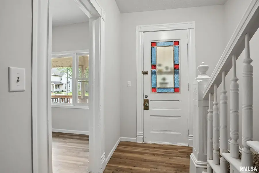 2010 W 1st Street, Davenport, IA 52802 - #3