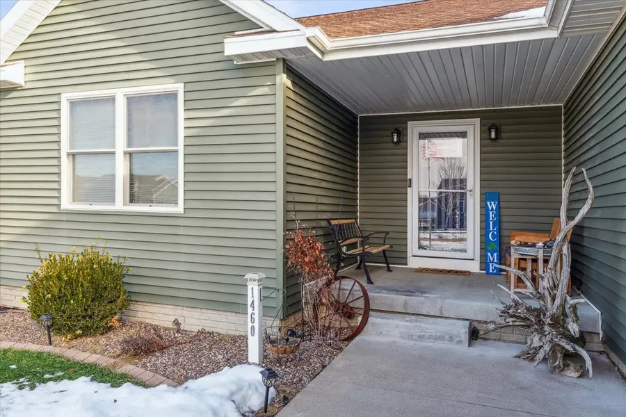 1460 Lawrence Ave Avenue, Camanche, IA 52730 - Image #3