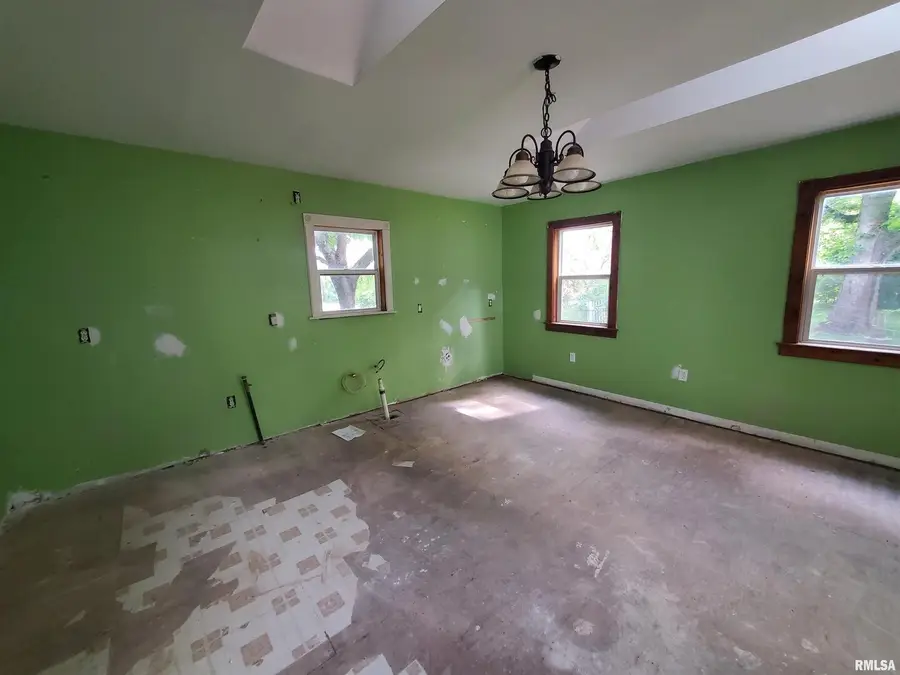 12708 69th Avenue, Coal Valley, IL 61240 - Image #3