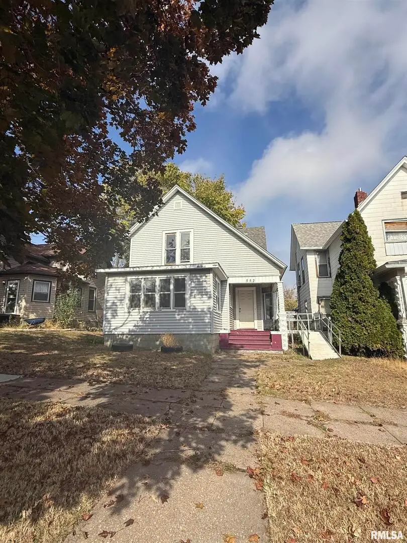 552 11th Avenue S, Clinton, IA 52732 - Image #1