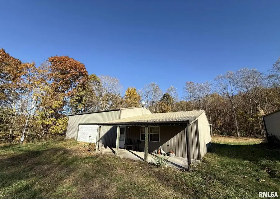 880 S Rocky Comfort Road, Makanda, IL 62958 - Image #2