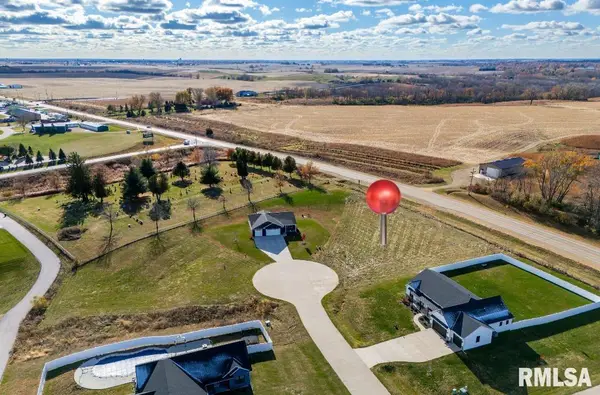 27076 181st Avenue, Long Grove, IA 52756