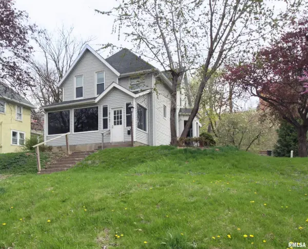 817 Marquette Street, Davenport, IA 52804