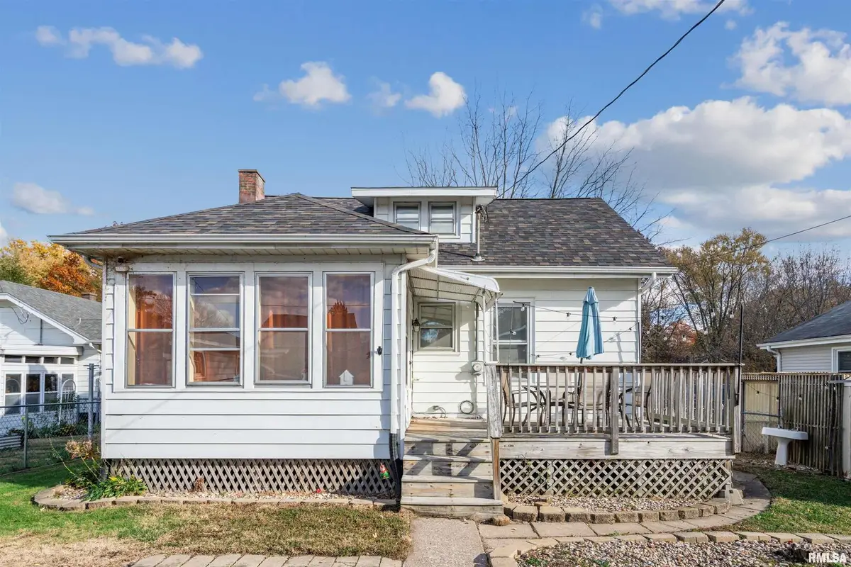 822 28th St Street, Bettendorf, IA 52722 - Image #1