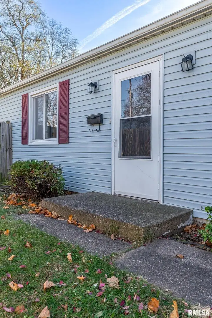 1310 39th Street, Moline, IL 61265 - Image #2