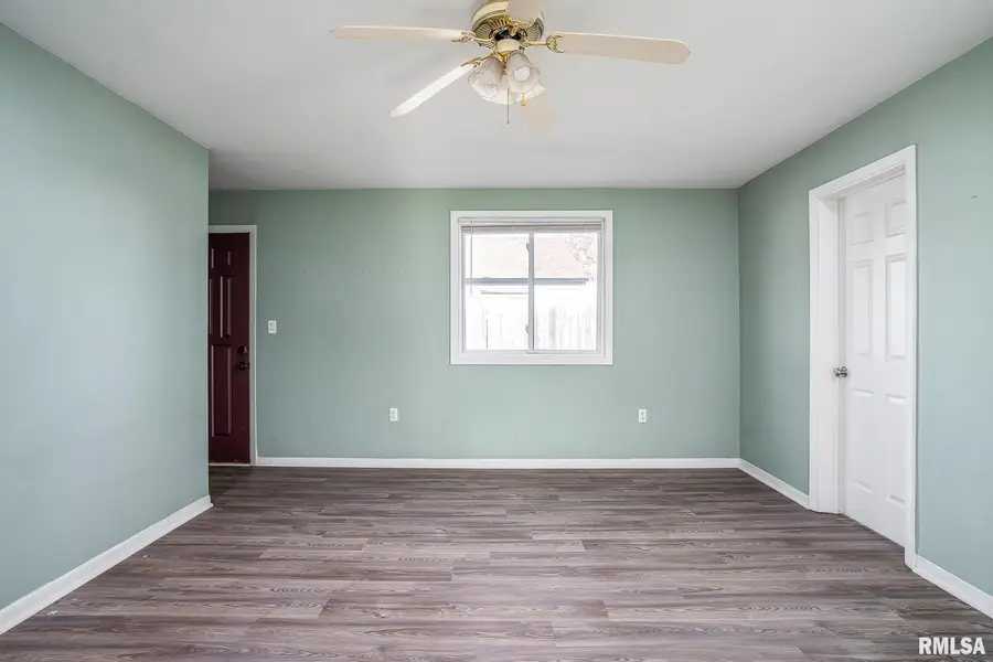 1310 39th Street, Moline, IL 61265 - Image #3