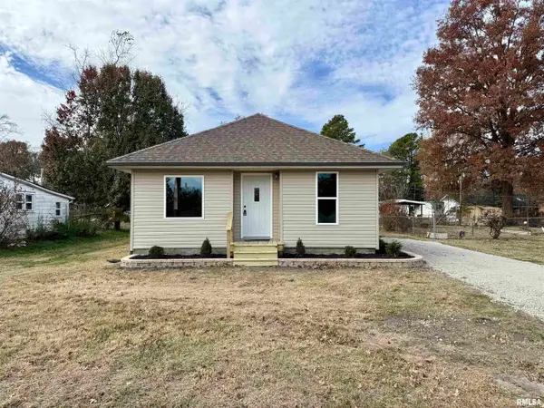 1805 N 13th Street, Herrin, IL 62948