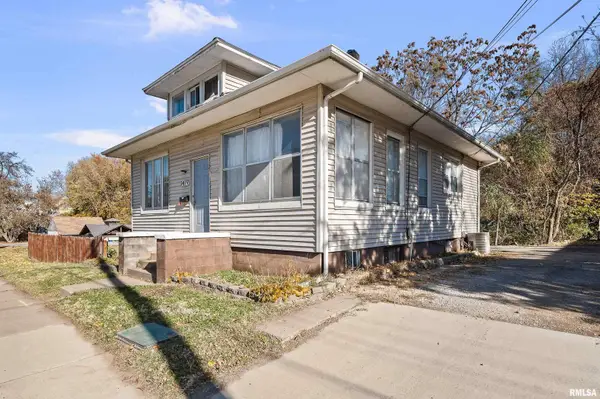 1419 Division Street, Davenport, IA 52803