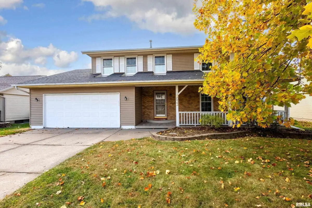 1033 W 58th St Street, Davenport, IA 52806 - #1