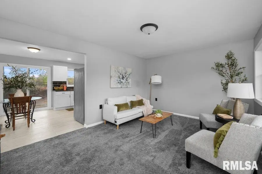 18503 Maverick Lane, Muscatine, IA 52761 - Image #3