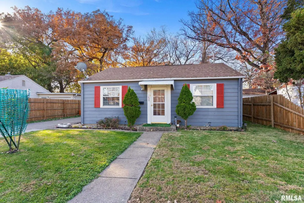 1025 38th Street, Moline, IL 61265 - Image #1