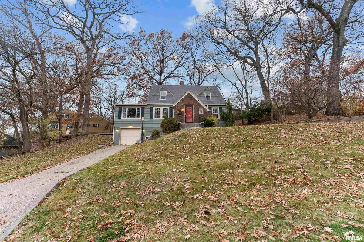 2019 11th Street Place, East Moline, IL 61244 - Image #1