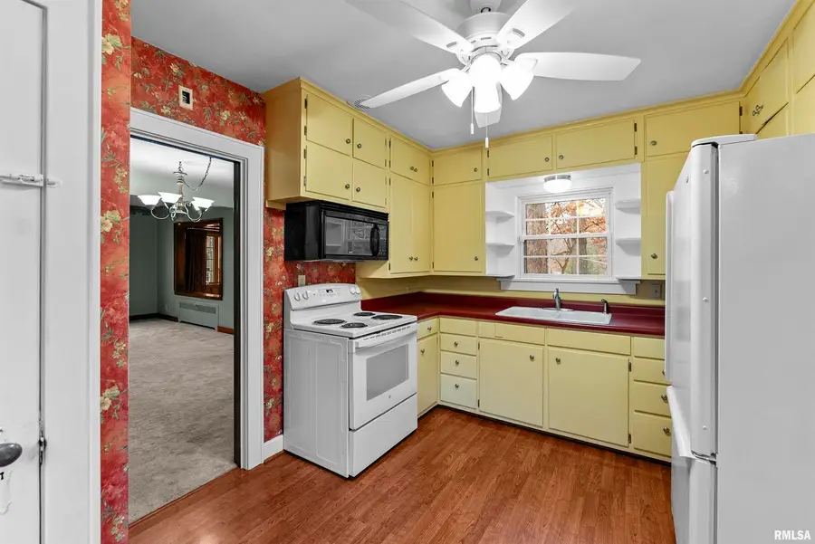 2019 11th Street Place, East Moline, IL 61244 - Image #3