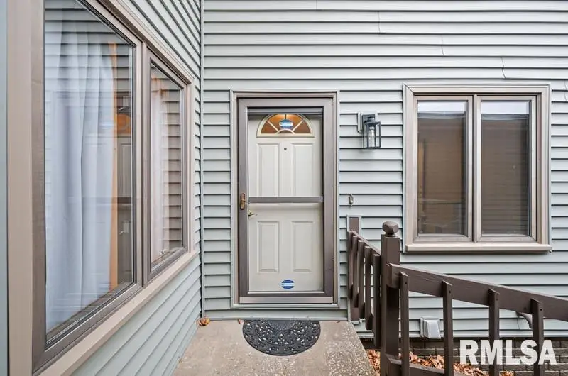 1120 Terrace Park Drive, Bettendorf, IA 52722 - Image #3