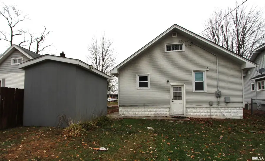 729 S 8th Street, Clinton, IA 52732 - Image #3
