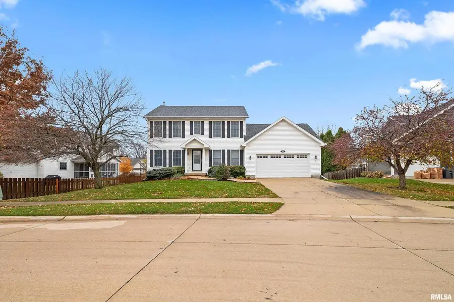 2012 Streamside Drive, Bettendorf, IA 52722 - Image #3