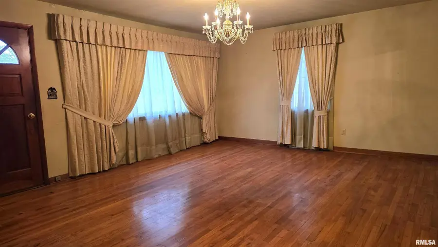 1028 Coyne Center Road, Milan, IL 61264 - Image #3