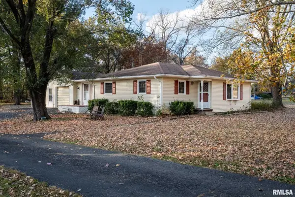 395 N Hankins Road, Harrisburg, IL 62946