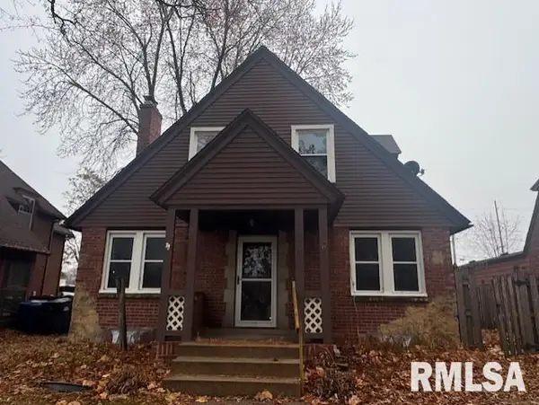 1013 N 2nd Street, Clinton, IA 52732