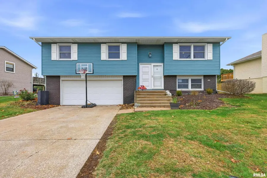 3309 Winston Drive, Bettendorf, IA 52722 - Image #2