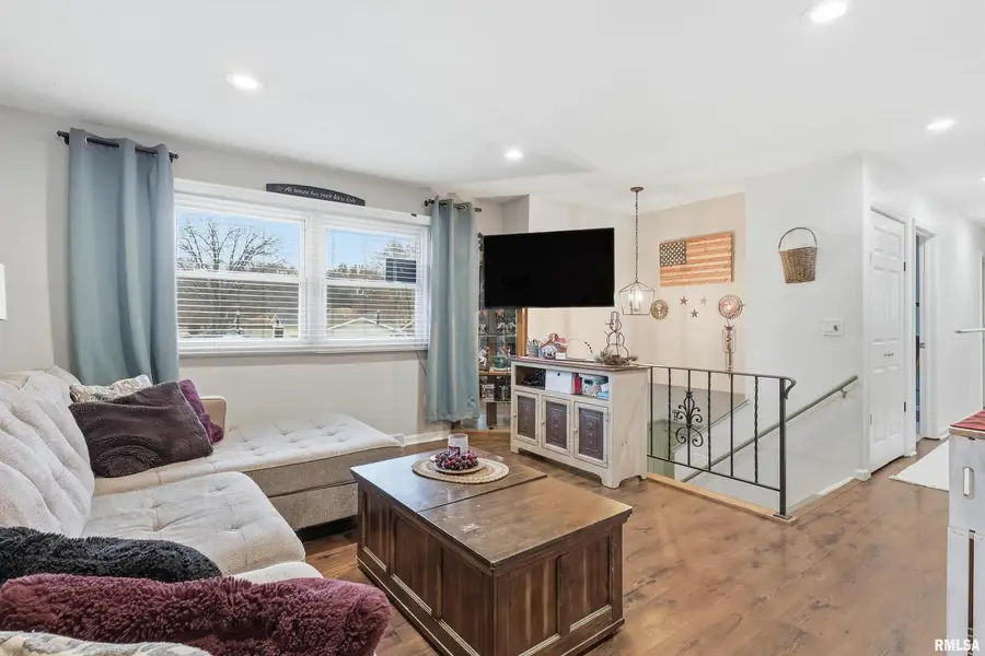 3309 Winston Drive, Bettendorf, IA 52722 - Image #3