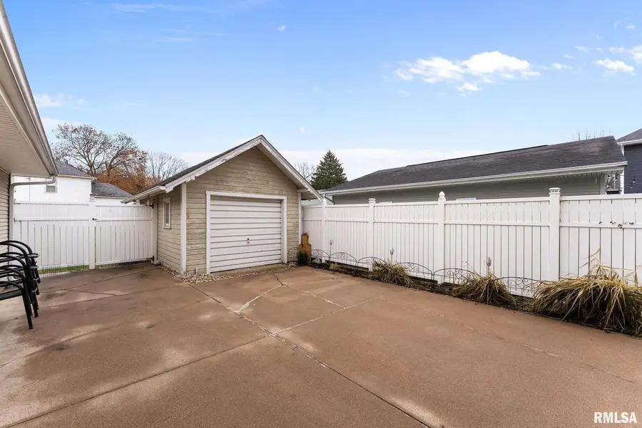 308 NE 3rd Avenue, Aledo, IL 61231 - Image #3