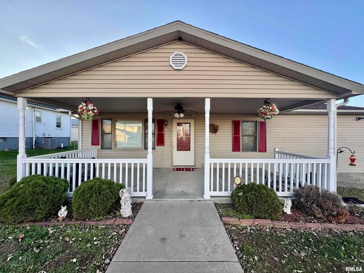 216 S Hubbard Avenue, Goreville, IL 62939 - Image #1