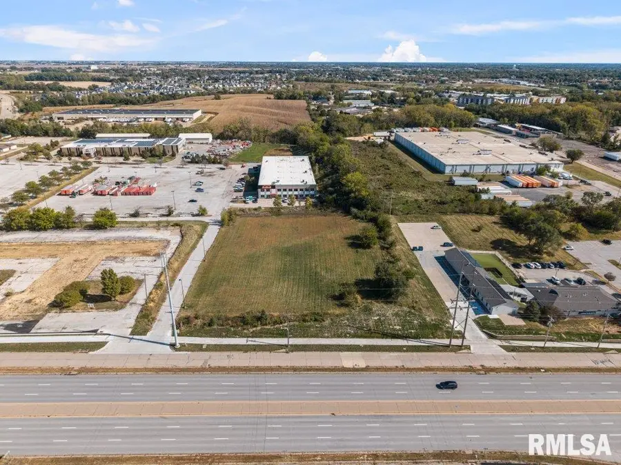 6109 Brady Street, Davenport, IA 52806 - Image #3