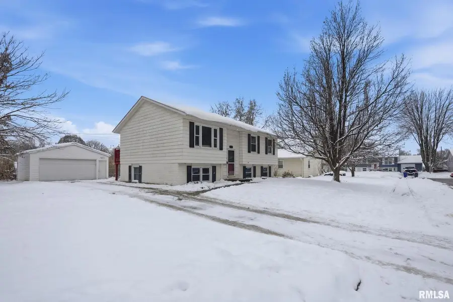 3511 Eldorado Drive, Bettendorf, IA 52722 - Image #2