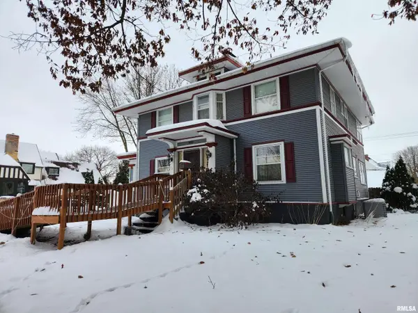 803 5th Avenue S, Clinton, IA 52732