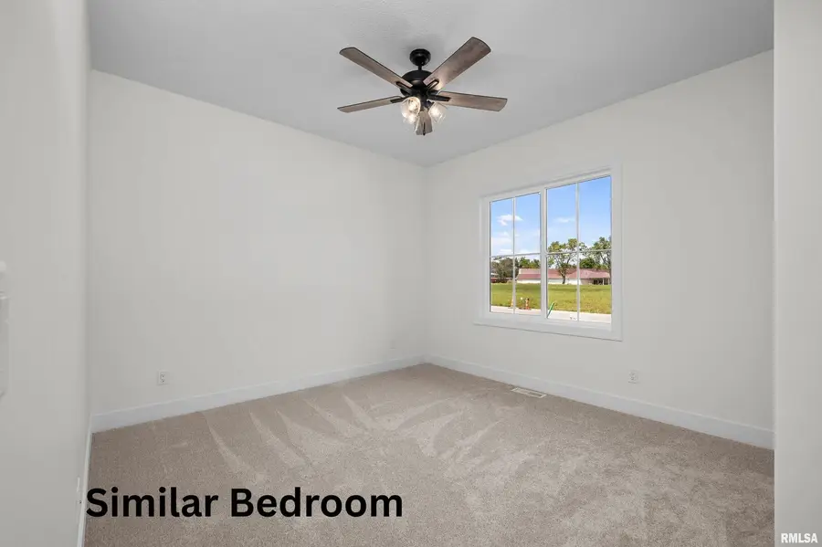 4727 Willow Circle, Davenport, IA 52806 - #3