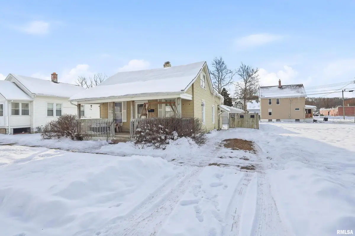 2706 5 1/2 Avenue, Rock Island, IL 61201 - Image #1