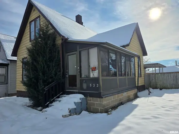 533 6th Avenue N, Clinton, IA 52732