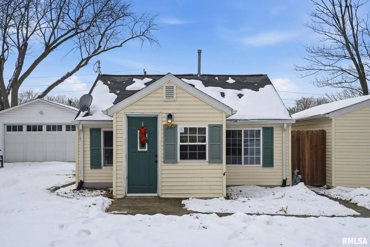 1015 7th Street, Colona, IL 61241 - #1