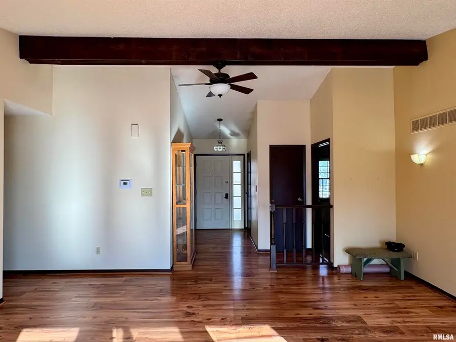 2331 Cameron Drive, Clinton, IA 52732 - Image #3